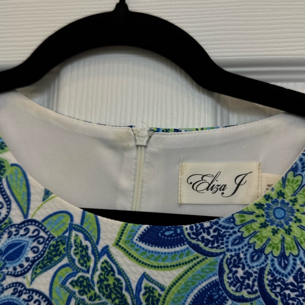 Eliza J Floral Sleeveless Dress with Lace Detail Size 8 - Picture 5 of 5